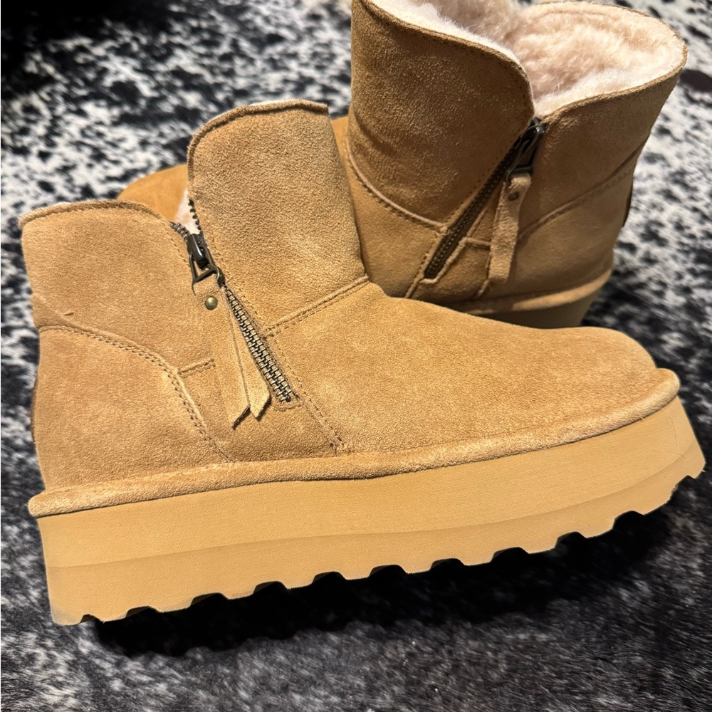 BearPaw Tan Ankle Booties with Zipper